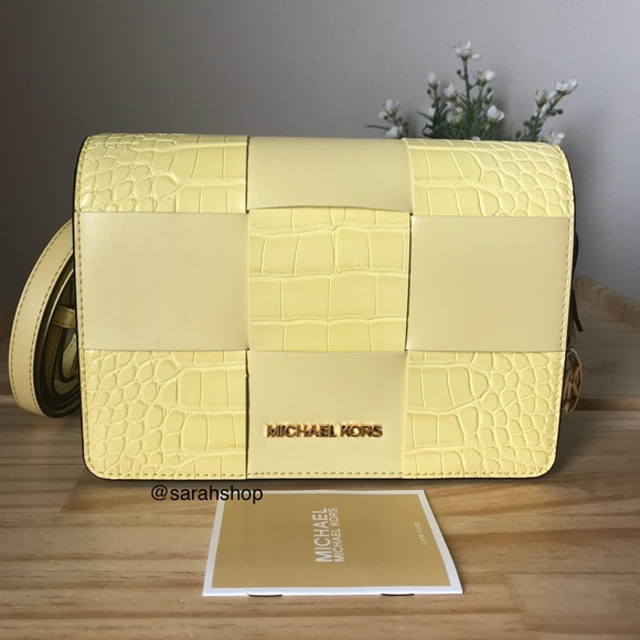 🌼Michael Kors Purse - Picture 1 of 13